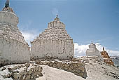 Ladakh - Leh, chortens